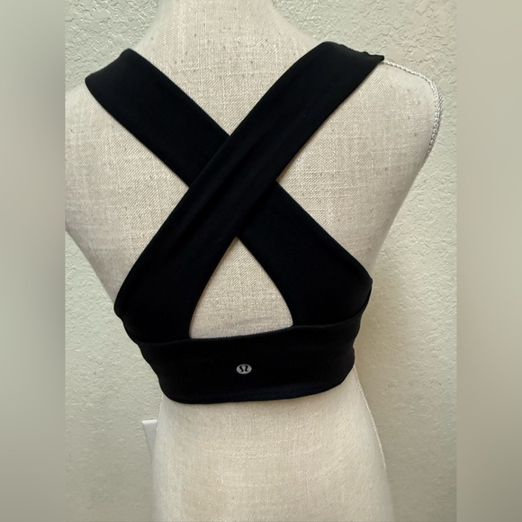 🍋LULULEMON Forward Fold Bra *Light Support, C/D Cups Size 6 - Picture 4 of 13